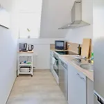 Lichtdurchflutete 8-raum-wohnung Апартаменты