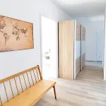 Lichtdurchflutete 8-raum-wohnung * Хемниц