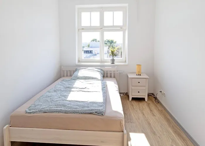 Апартаменты Lichtdurchflutete 8-raum-wohnung